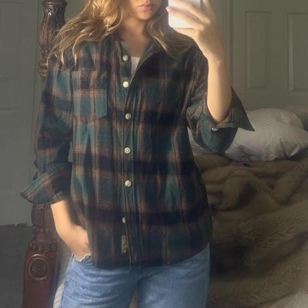 vintage dark green and brown plaid cotton flannel button down